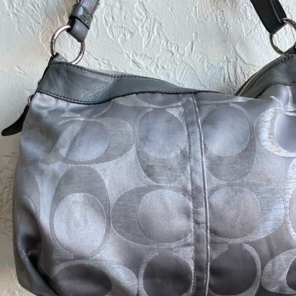 Y2K Coach Silver Gray Metallic Shoulder Bag - Picture 2 of 8